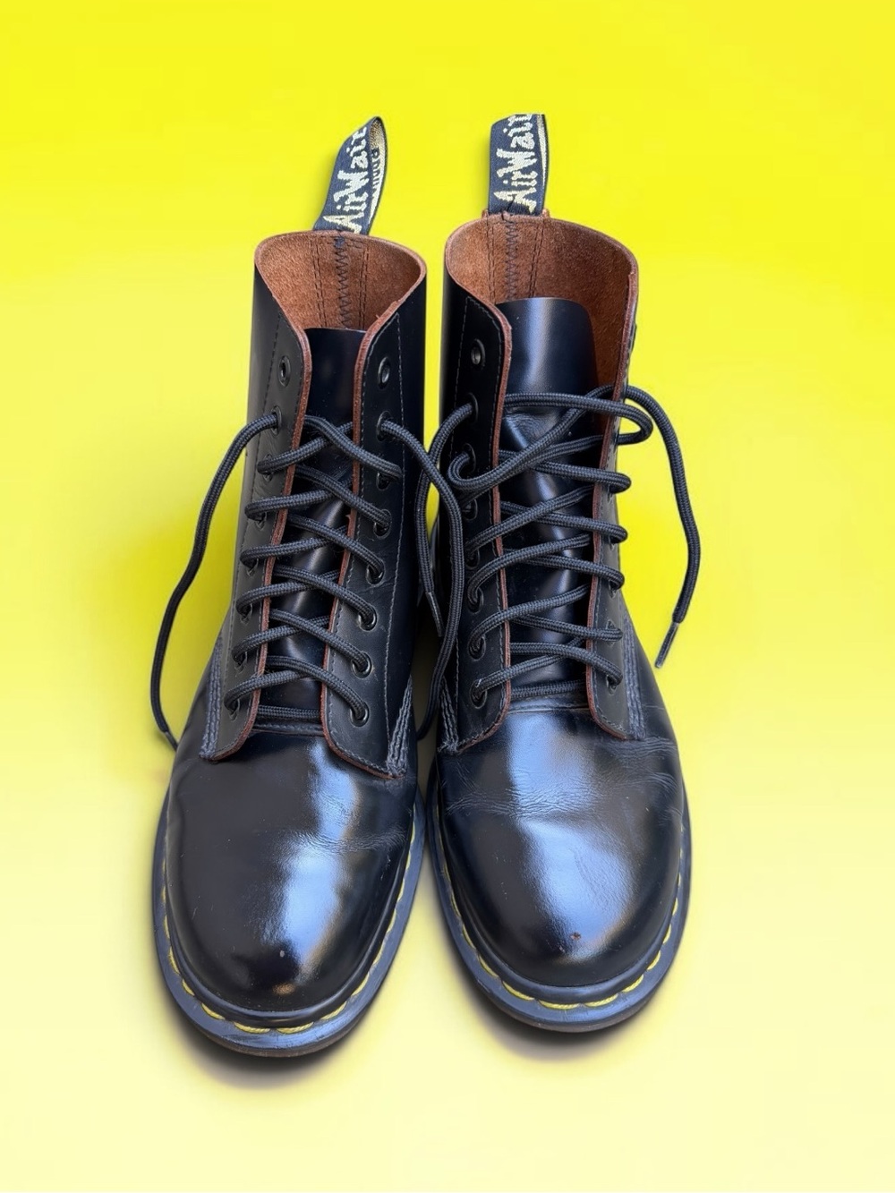 VTG Dr. Martens 1460 Made in England Black Leather 8-Eye Boots Unisex M10 W11